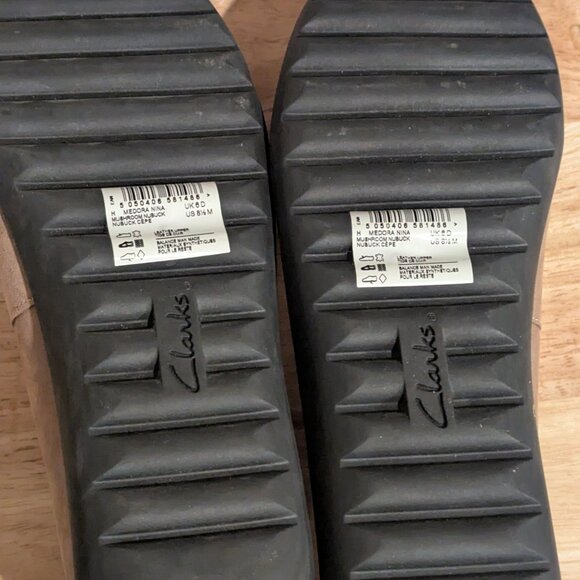 Clarks Women's Tan Leather Ballet Flats with Ankle Strap-Size 8.5 M - Picture 7 of 9